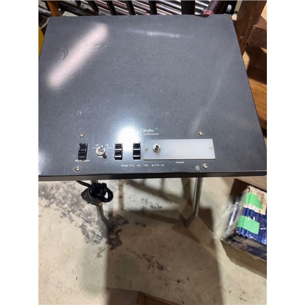 ELECTRA by Harwood powered folding stand