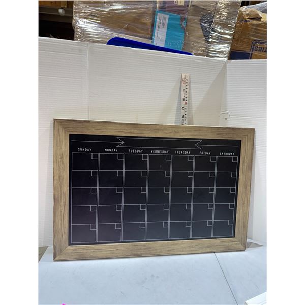 Calendar chalkboard