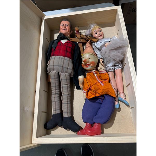 Marinette's in wooden box