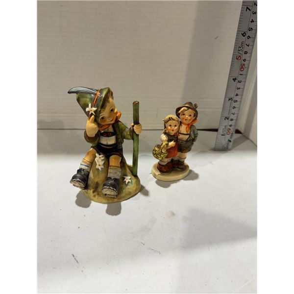 Hummel's girl has small chip in hair