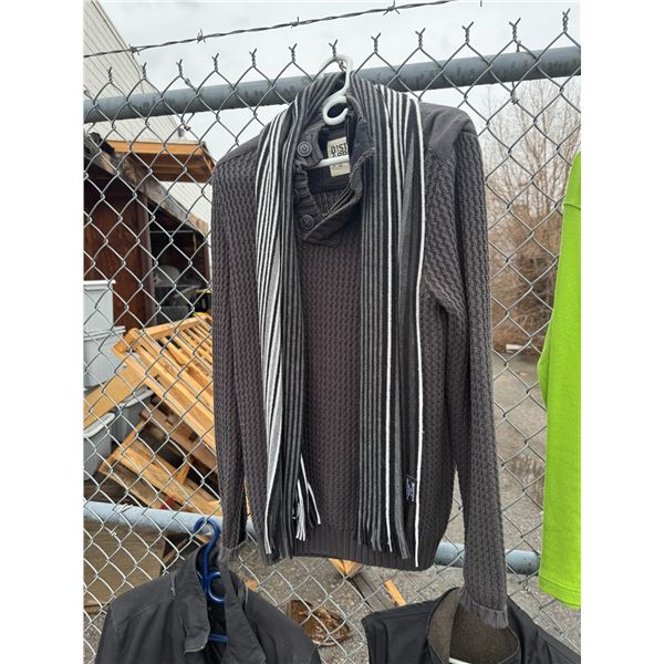 Distillery apparel, medium sweater with scarf