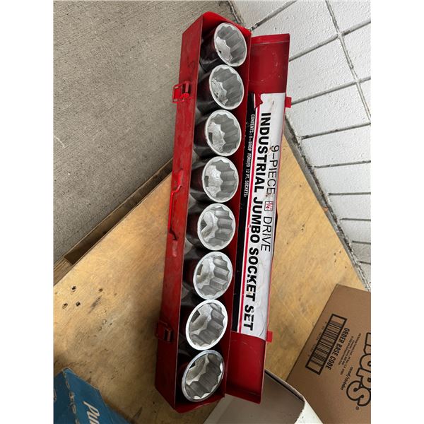 9 pc industrial jumbo socket set