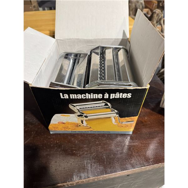 Pasta maker