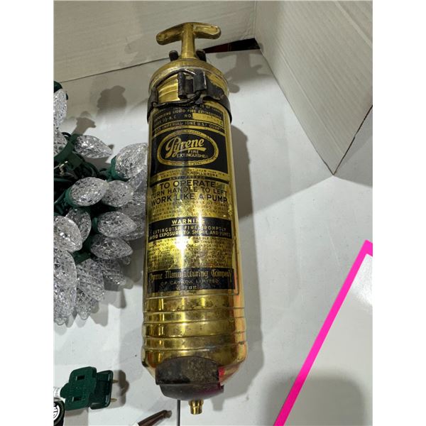 Full vintage brass PYRENE fire extinguisher with wall mount