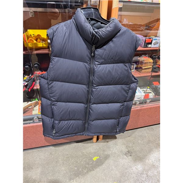 Eddie Bauer winter vest size large