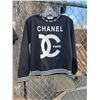 Image 1 : Chanel size XL