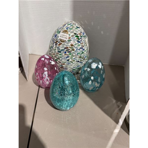 Egg decor large lights up