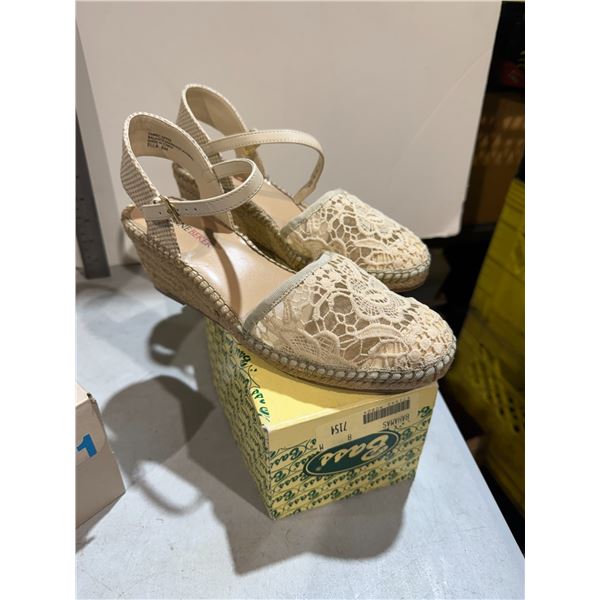 JEANNE  BEKER shoes size 8