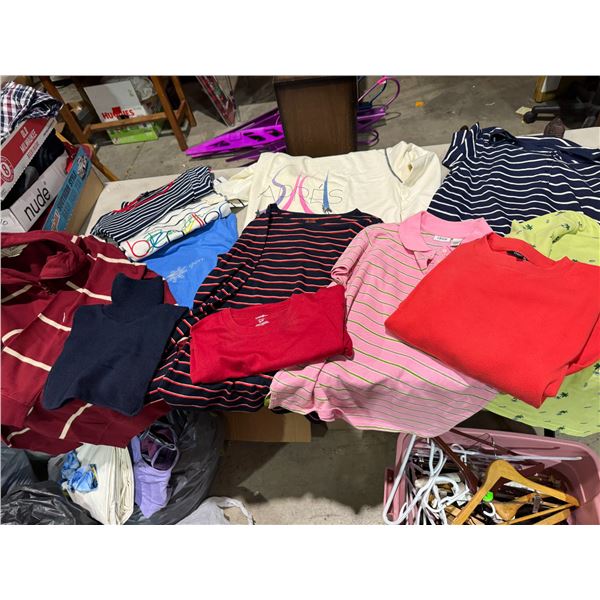 Clothing lot small/medium