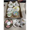Image 1 : Tea cups and saucers