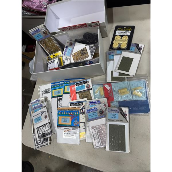 Airplane model accessories