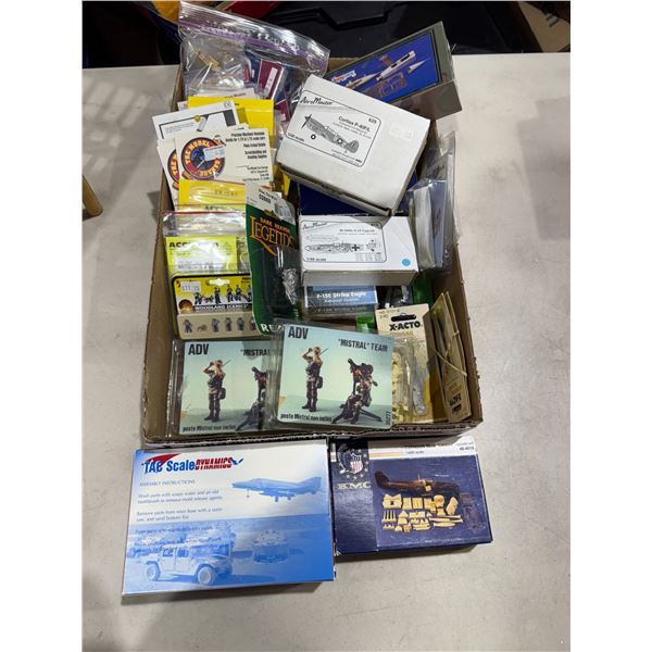 Modeling accessories