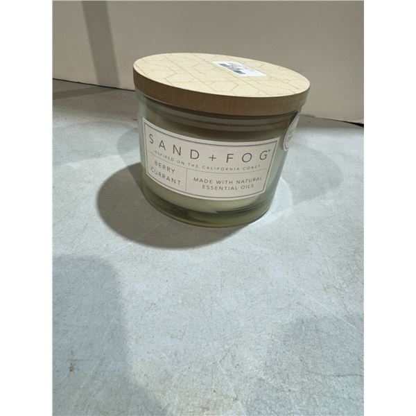 Sand and fog Berry current candle