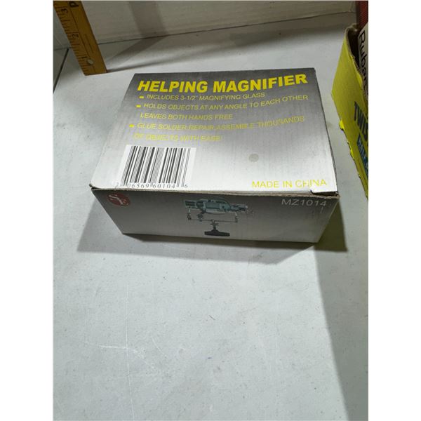Helping magnifier