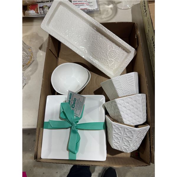 Appetizer dishes and dip, bowls, etc.