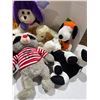 Image 2 : Assorted stuffy's