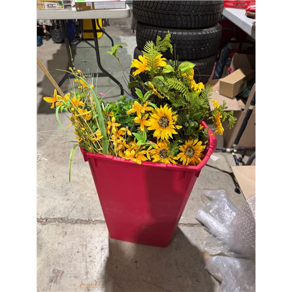 Floral decor, crafting items