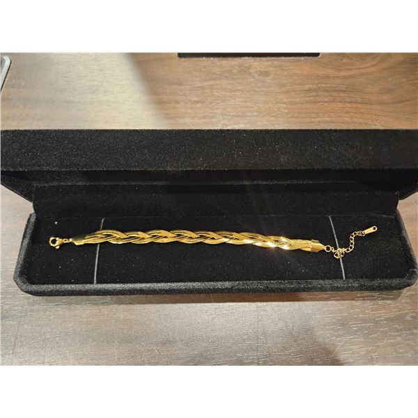 8.0mm Interlocking Serpentine Bracelet