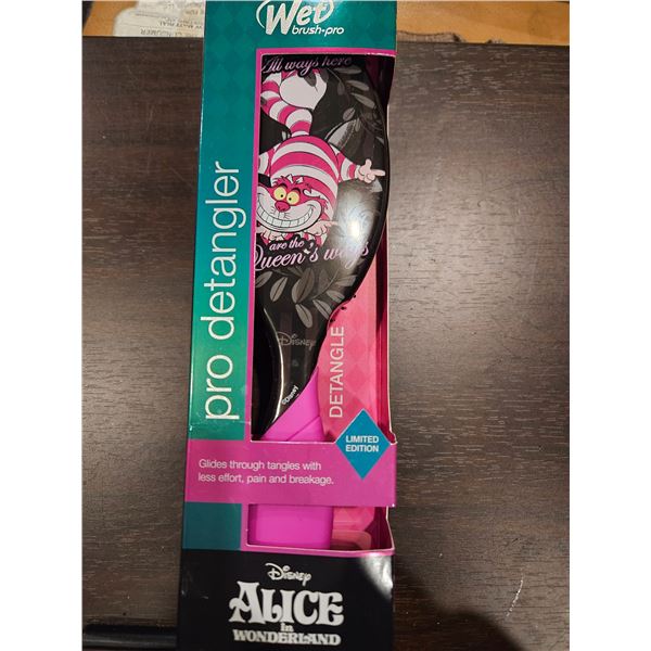Wet Brush Pro- Alice in Wonderland