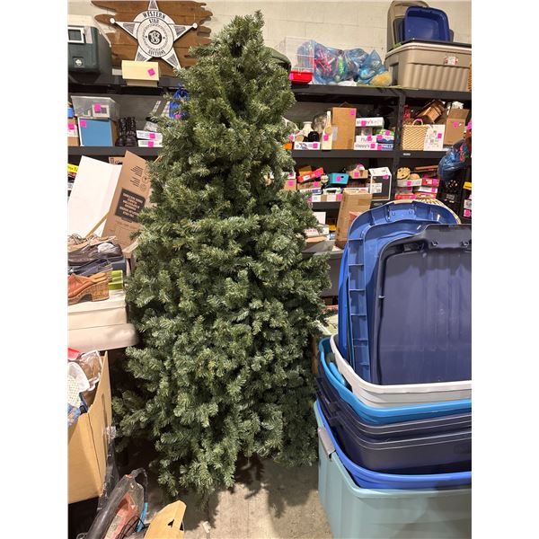 last minute addition Christmas tree