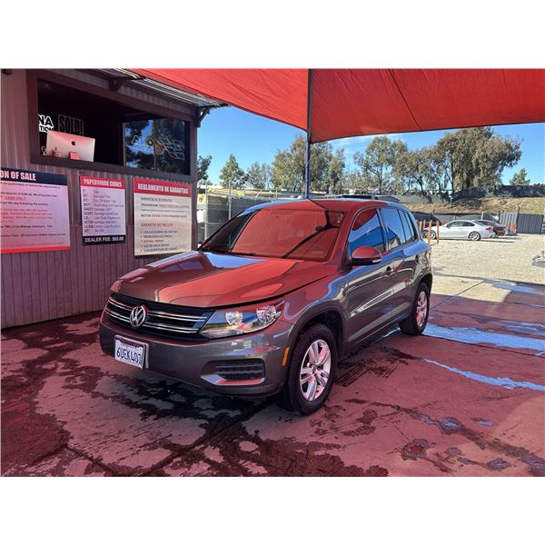 2012 VOLKSWAGEN TIGUAN
