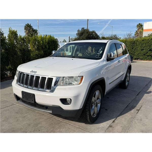 JEEP  GD CHEROKEE 2013 O/S TITLE 2 DAYS