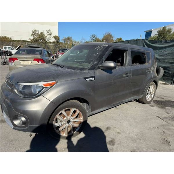 KIA SOUL 2018 REPO- WAIT/TITLE