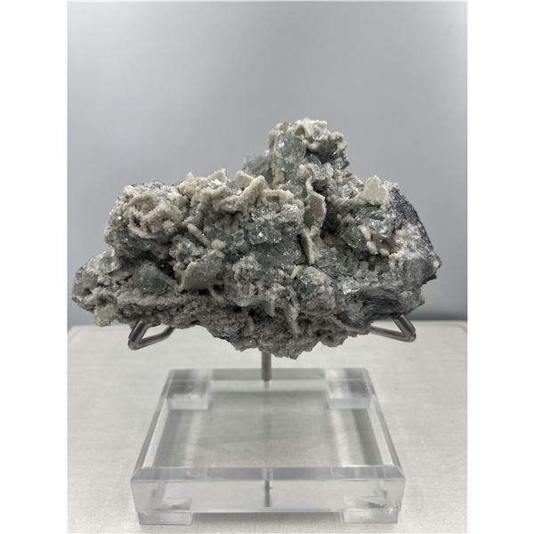 8 X 5 INCH LARGE GREEN FLUORITE SPECIMEN COLLECTOR PIECE