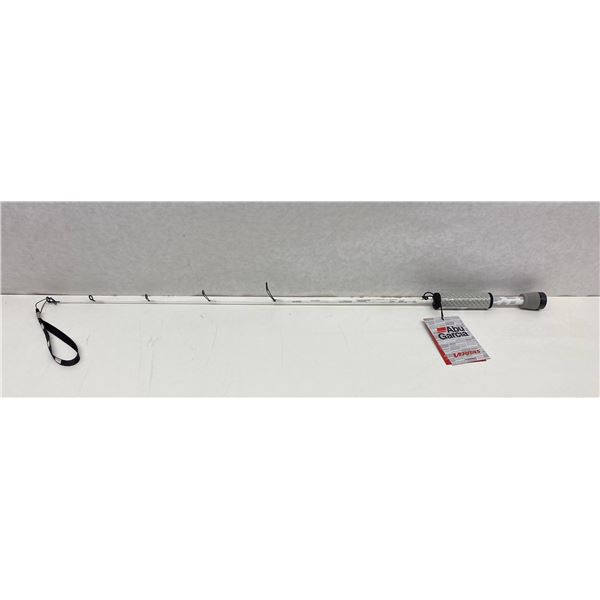 Abu Garcia Veritas 27" Medium Light Ice Fishing Rod (2-6 lb Line)
