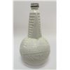 Image 2 : 1939 World's Fair Milk Glass Souvenir Bottle