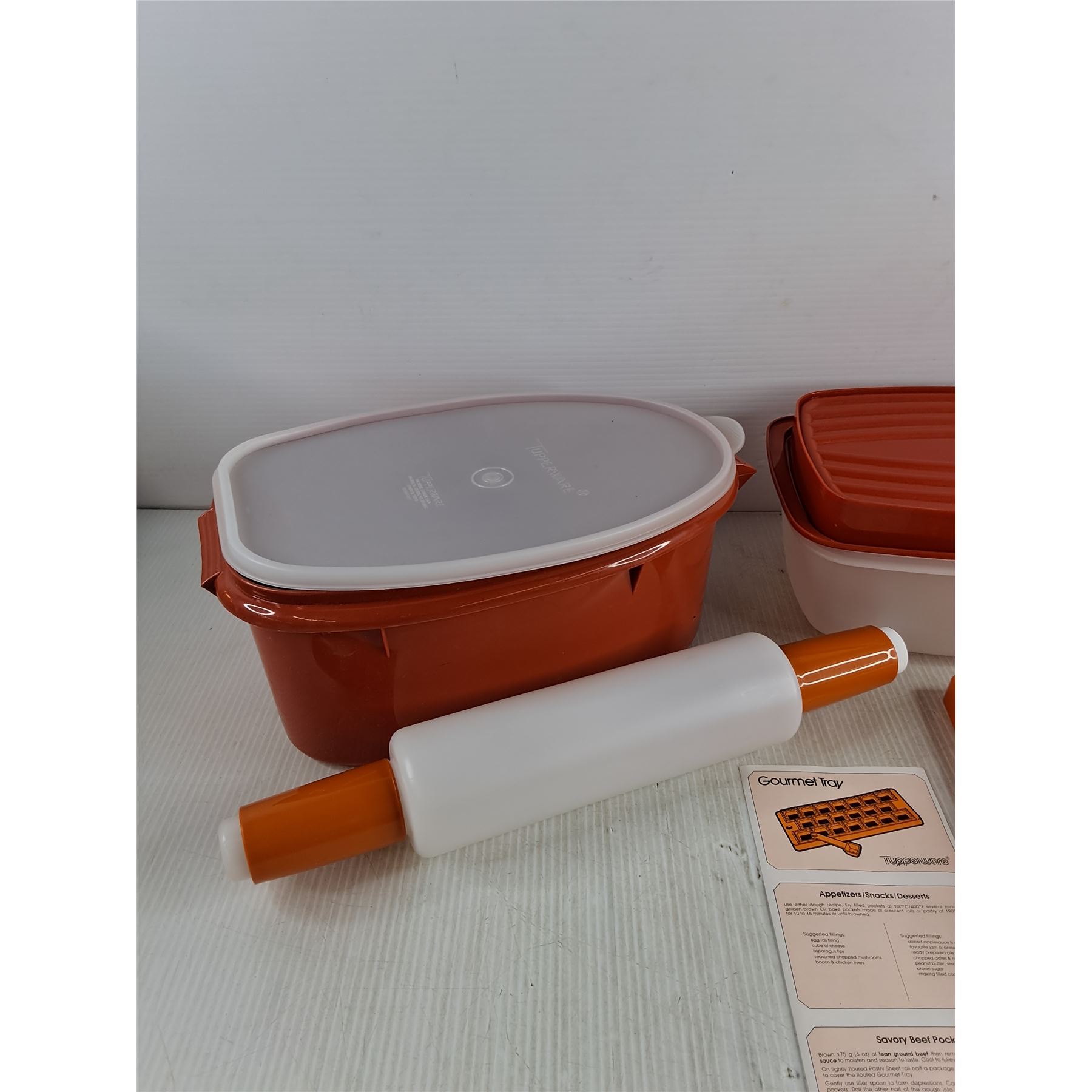 (2) Tupperware Containers w/Lids 13