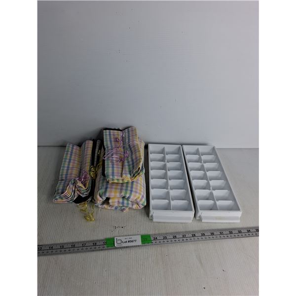 Table Cloth Set Approx 58.5"x 40", (2) Ice Trays