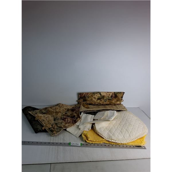 Various Table Runners 50"x 12.5", Placemats Up To 17.5"x13" And Napkins