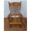Image 2 : *Vintage Unmarked Wooden Oak Rocking Chair, 30" x 25" x 42", Cannot Ship