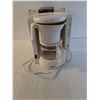 Image 2 : Connaisseur Home Concepts Coffee Maker, Powers On, World Quality Umbrella