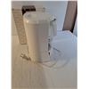 Image 4 : Connaisseur Home Concepts Coffee Maker, Powers On, World Quality Umbrella