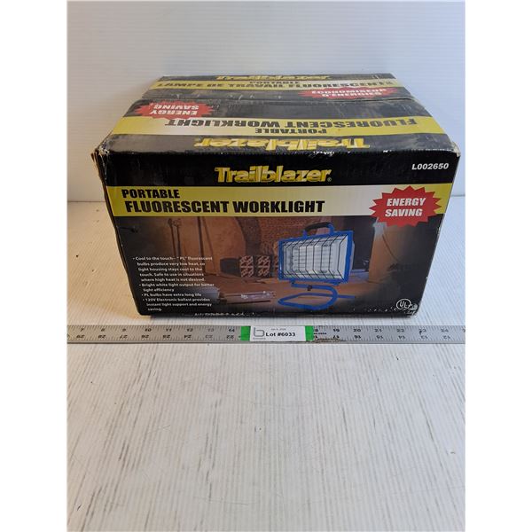 Trailblazer Portable Fluorescent Worklight-NIB-sealed
