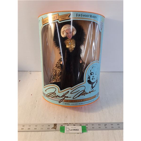 An American Beauty Classic Fur Fantasy Marilyn Monroe Doll, NIB
