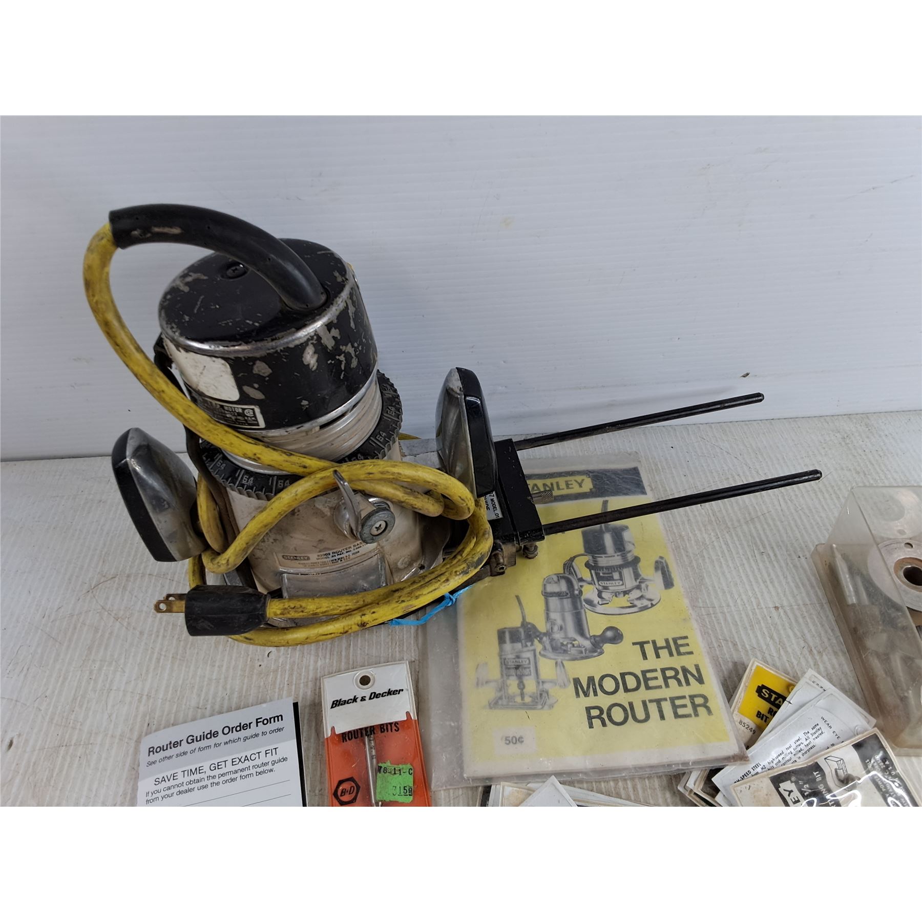 Stanley Electric 82902 Router - Powers On, As Is, Router Guide ...