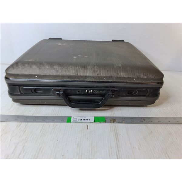 Dionite Carrying Case 18"