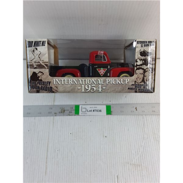 Canadian Tire 1954 International Pickup