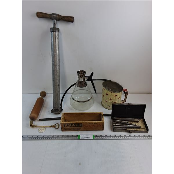 Flour Sifter,Tire Pump,Chisels,Wood Bit,Carafe,Bottle Opener