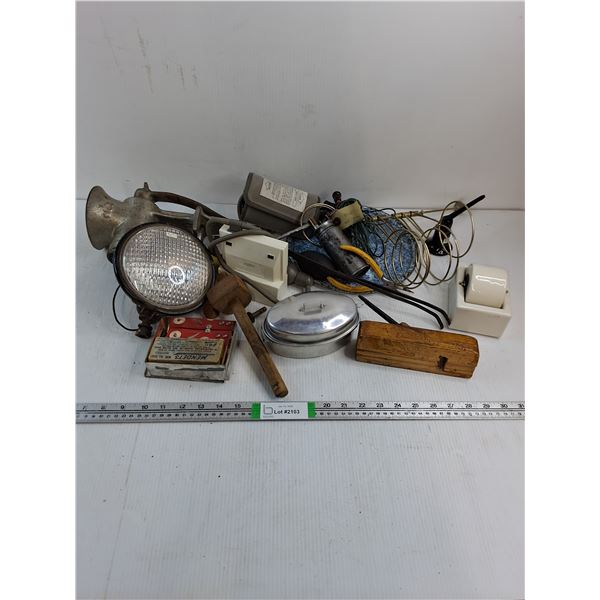 Vintage Grinder,Headlight,Oiler,Dividers and more misc.as pictured