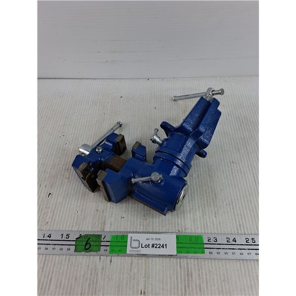 2 1/2" Bench Vise