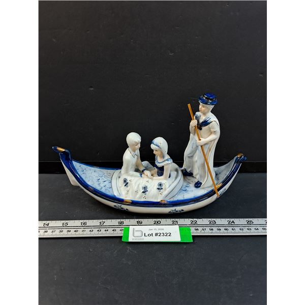 Blue & White Figurine Couple in Gondola - 6" x 10"