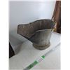 Image 3 : Vintage Coal Scuttle Bucket w/ Metal Scoop - PICK UP