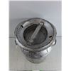 Image 2 : 3 Gal Vintage Cream Can - CANNOT SHIP