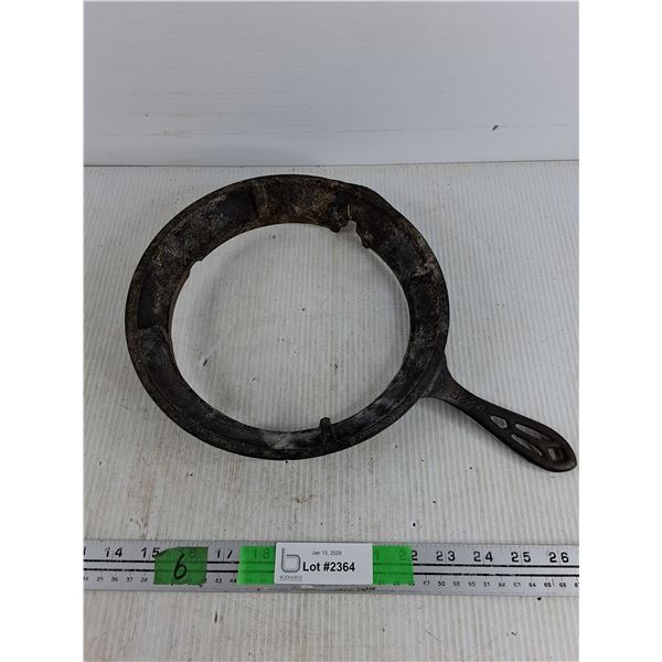 10" Antique Cast Iron Stove Burner Ring/Trivet w/Handle