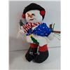 Image 6 : Sing & Dance Love Sign, As Is, Ceramic Penguin Statue, Snowman Decoration