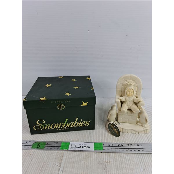 Snowbabies Crown Me Sculpture